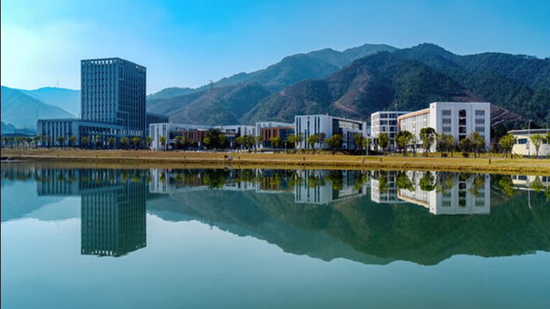 车用电容耐高温要求：揭秘其背后的技术奥秘